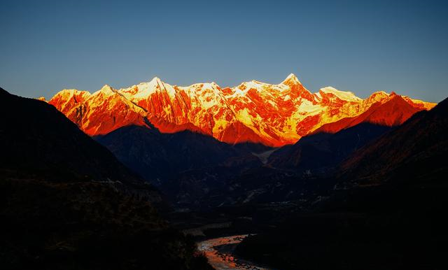 中国最著名十座大山：珠穆朗玛峰仅第三，南迦巴瓦峰第一