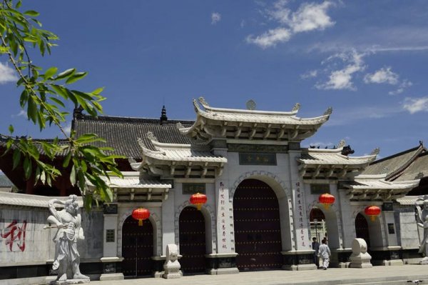 中国最大的尼姑庵在哪？五台山的普寿寺