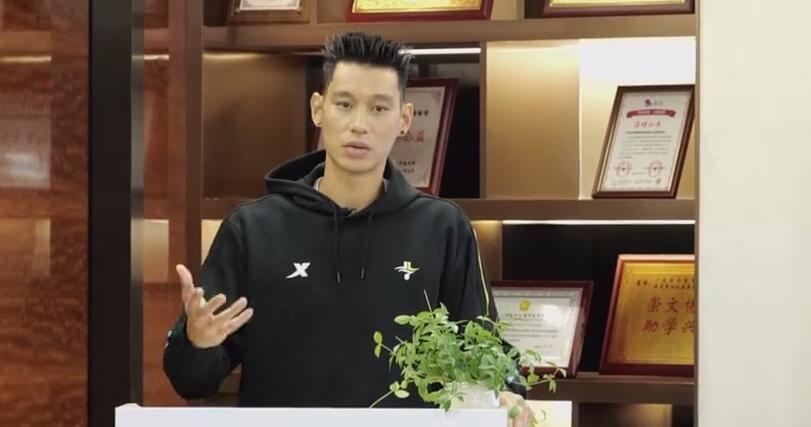 林书豪加盟广州男篮 将身披7号球衣代表球队征战CBA