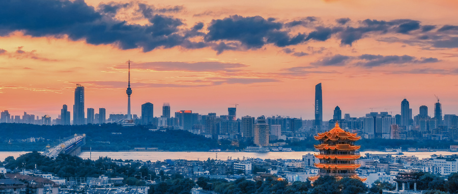 湖北旅游必去十大景点排名：黄鹤楼位居榜首，宜昌三