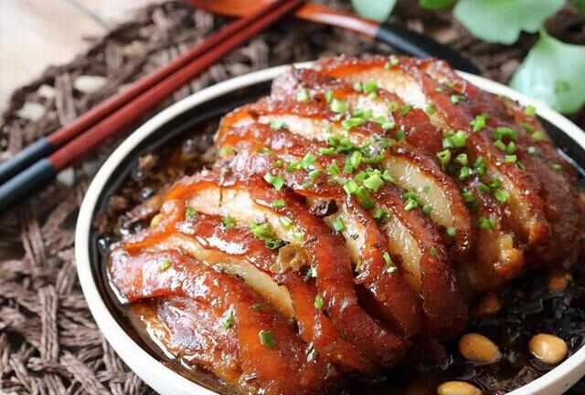 去广西必点的8道桂菜：横县鱼生居第二，荔浦扣肉排第一