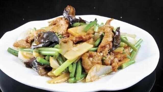 山西临汾最出名的五道美食，过油肉排第一位