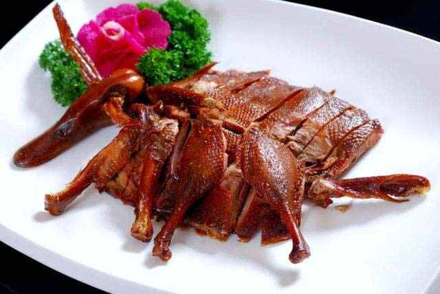 去云南必点的6道菜，永昌板鸭位居第一宝座