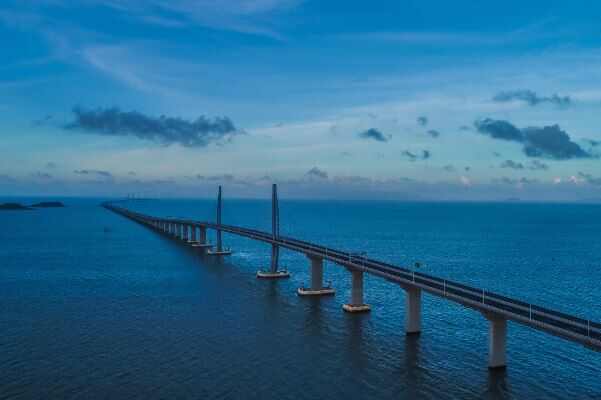 中国十大桥梁排行榜：港珠澳大桥居首，平潭海峡大桥上榜