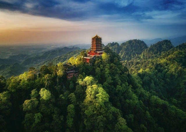成都10大名山旅游推荐，四川成都名山旅游景点大全