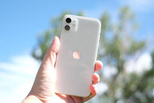 上半年畅销手机排名 iPhone 11排名第一！
