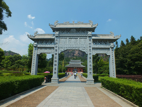鹰潭十大旅游景点 鹰潭热门好玩景点推荐