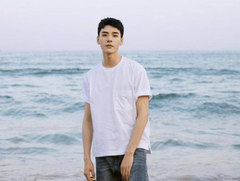 娱乐圈男艺人排行榜：新晋流量小生龚俊领衔！肖战蔡徐坤紧随其后
