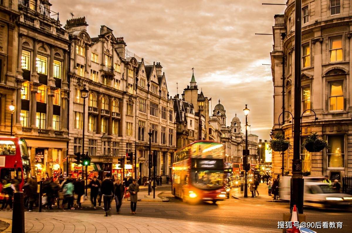 最“不正经”的大学排名！英国哪所大学最好玩？利兹第一