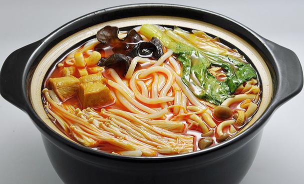 昆明有什么好吃的美食？昆明六大特色美食小吃排名