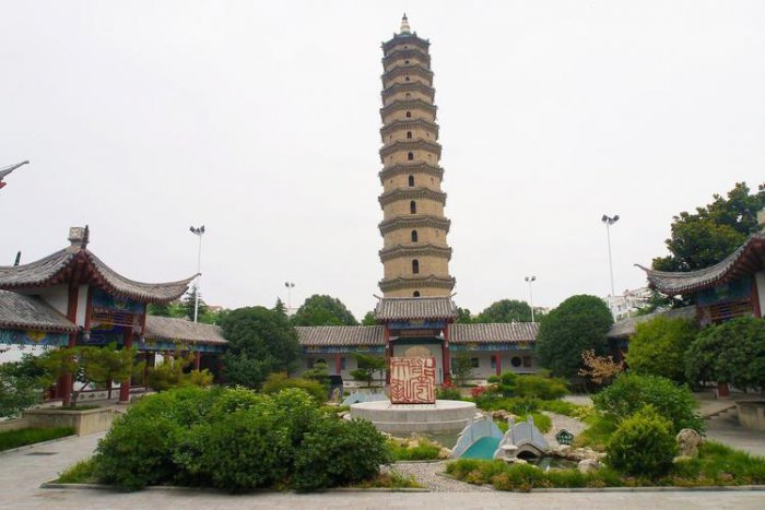 河南许昌著名的六大地标建筑，文峰塔居第一位