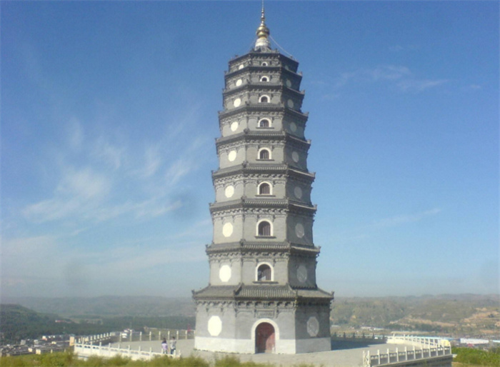 世界上最高的古砖塔：汾阳文峰塔共13层，高达85米