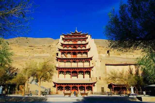甘肃必去的景点有哪些?甘肃最值得去的10个景点