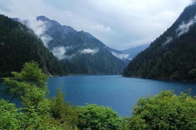 中国著名的六大仙境景点：九寨沟居榜首，扎尕那上榜