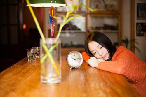 背光处的首席恋人免费阅读夏瑜向晚小说第9章