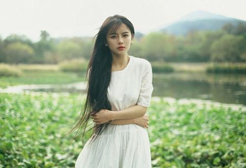 梨花无香免费无弹窗 周淮南乔望舒傅时修小说阅读