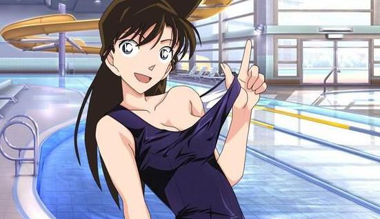 福利担当，毛利兰在柯南里到底穿过多少次泳衣