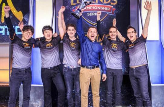 历年英雄联盟全球总决赛冠军和mvp