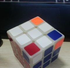 如何还原三阶魔方 一面