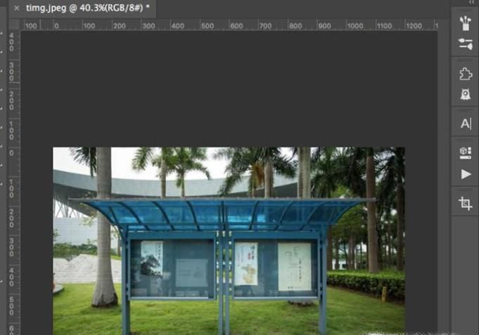 怎么更换图片上展板的海报