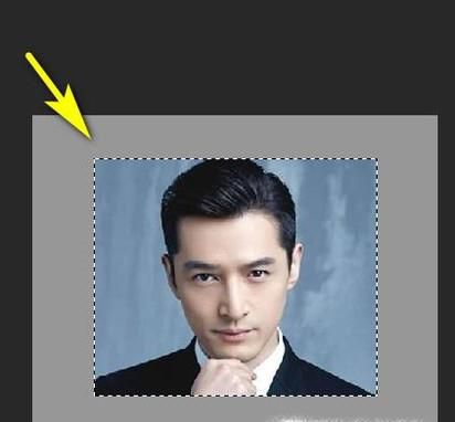 如何用ps给图片添加白边