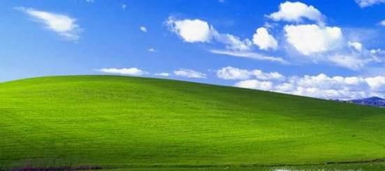 电脑显示屏出现两边颜色不一样怎么解决