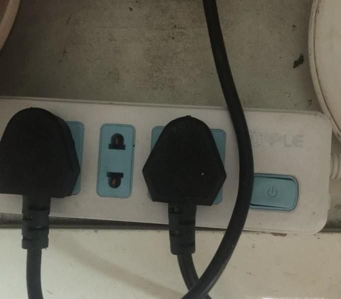 电脑插上音响没声音怎么办？