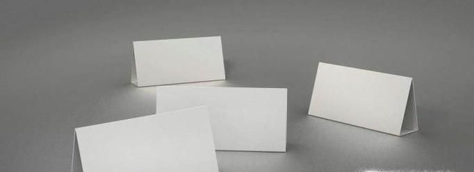 word2010 如何打印桌签？