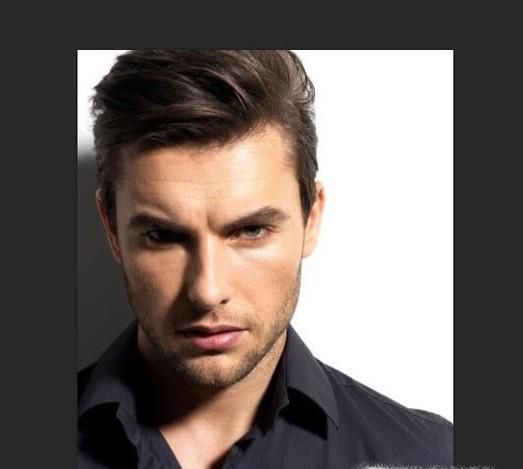 如何用PS在脸上绘制任意图形