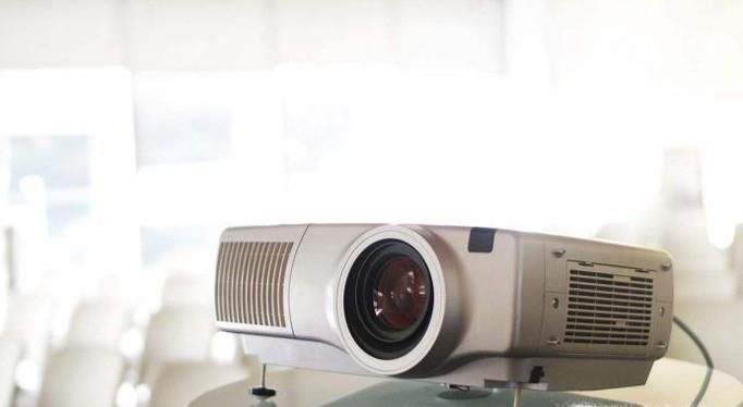 如何选购投影仪？