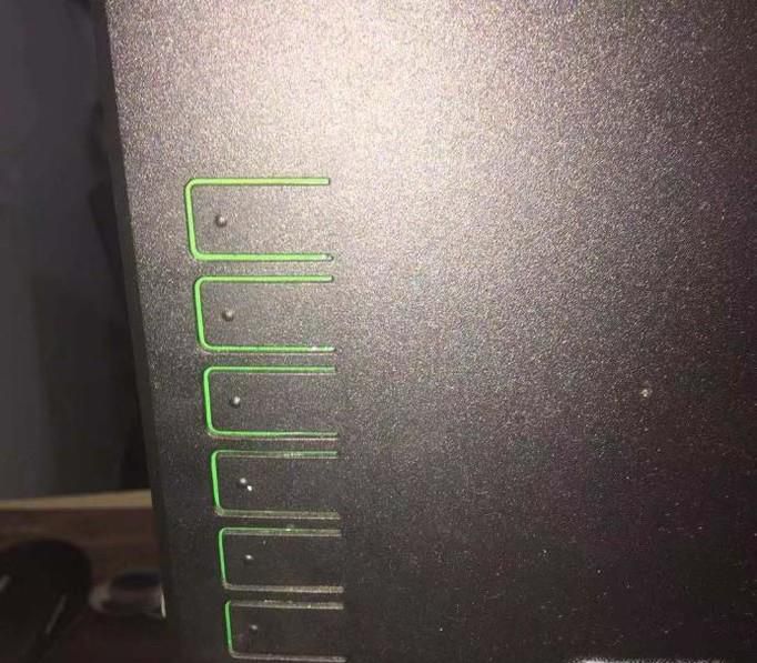 WIN7台式电脑怎么调整亮度