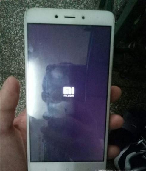 红米手机死机怎么重启