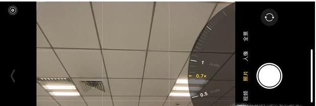 iPhone11怎么拍出单反效果?
