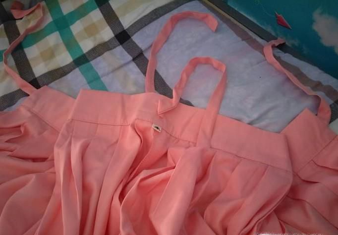 一片式汉服下裙怎么穿