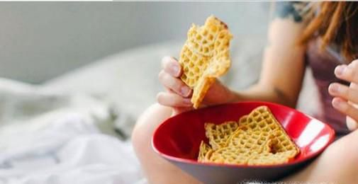 怎么改掉晚上吃零食的习惯？