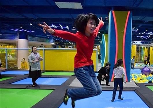 孩子如何安全玩蹦床？孩子玩蹦床注意事项！