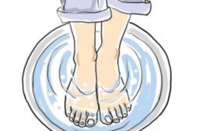 如何使用指甲剪修剪指甲