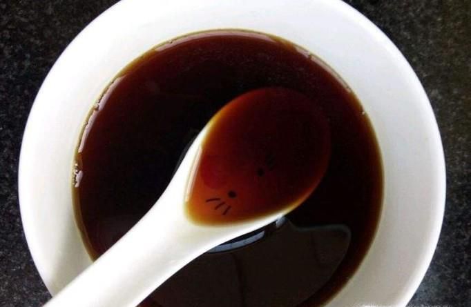 怎样去除热水壶的水垢？