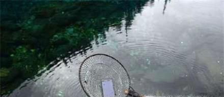 一体机掉水里了怎么办？