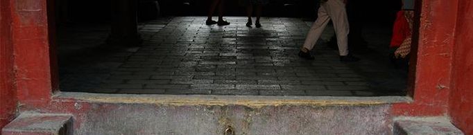 古人为什么要在门口放门槛？