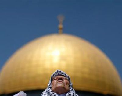 伊斯兰教斋月禁食是一个月不吃东西吗？