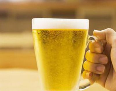 喝酒真的能帮助睡眠吗?