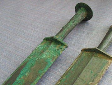 青铜剑是我国最早的剑吗?