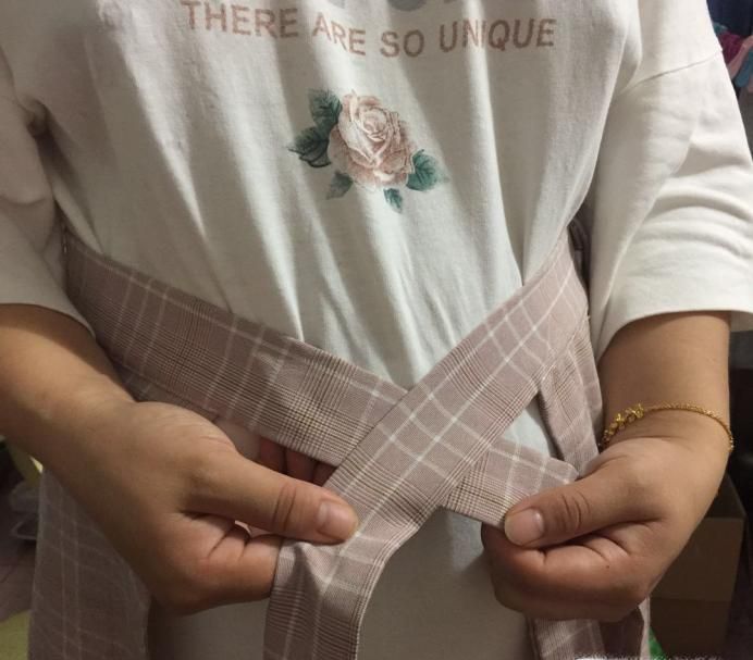 腰带蝴蝶结的系法图解