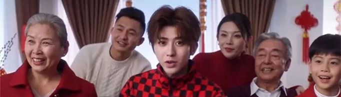 蔡徐坤打篮球是什么梗？