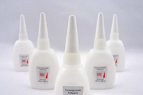 502胶水弄到手上怎么办？