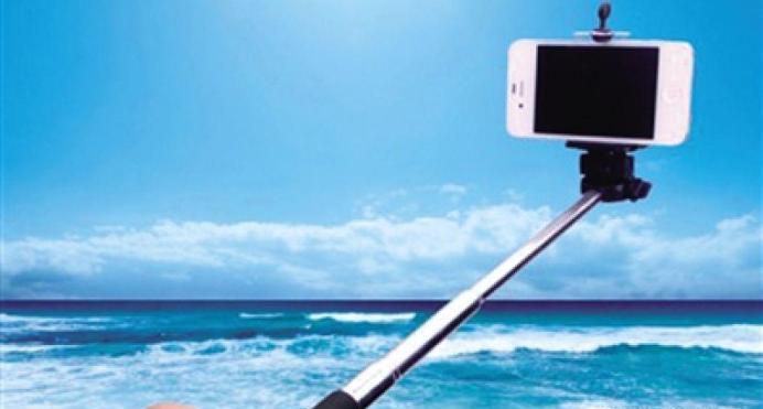 如何使用自拍杆？