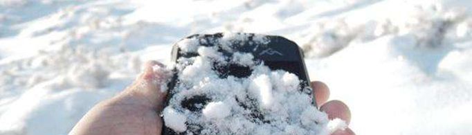 为什么电子产品在寒冷环境下耗电更多？