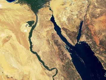 世界上最长的河是哪条河？