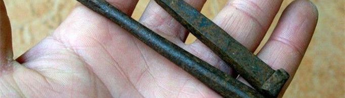 棺材为什么要上钉子？